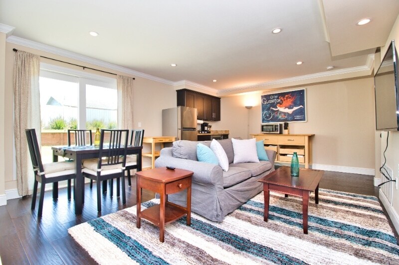 Foto principal - 3340 Geoffrey Dr