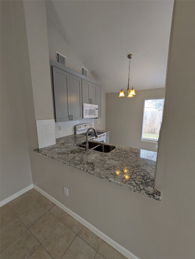 Foto del edificio - 18514 Meadows Way Dr