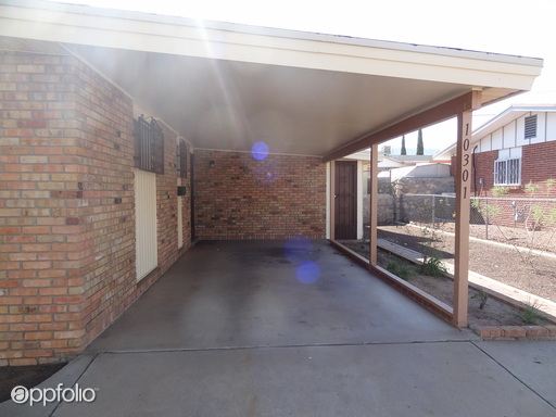 Building Photo - 10301 Yellowstone St