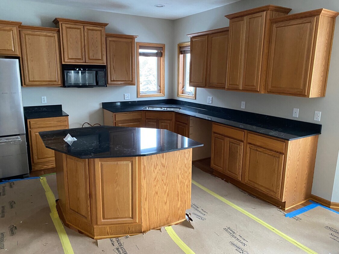 Foto del edificio - 2006 Omega Dr