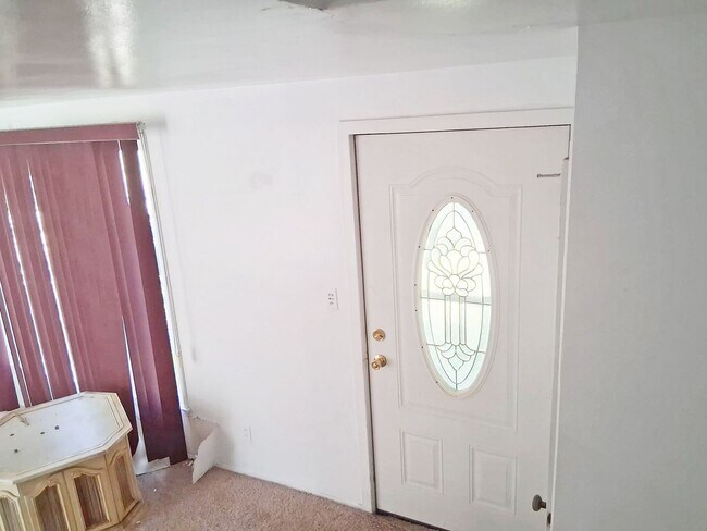 Foto del edificio - 3 BED 2 BATH BEAUTIFUL SINGLE FAMILY HOME