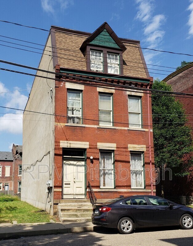 Primary Photo - 1533 Brighton Pl