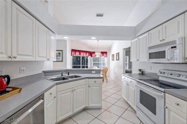 Foto del edificio - 5110 Brixton Ct