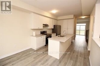 Building Photo - 185 Bedrock Dr