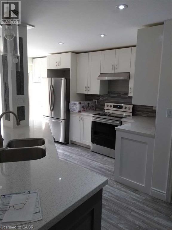 Photo du bâtiment - 2502 Postmaster Dr