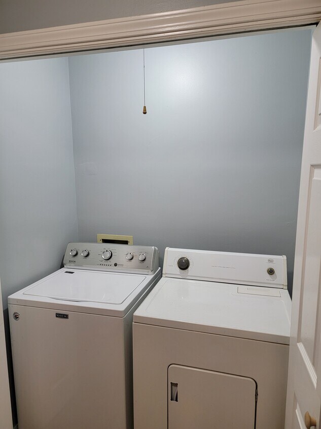 Foto principal - 1414 E O St