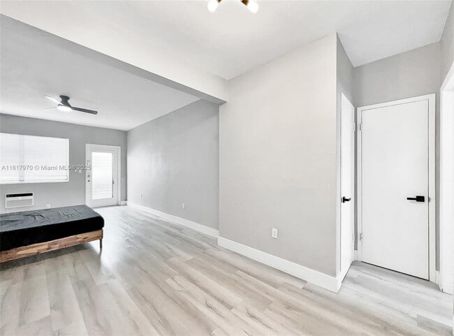 Building Photo - 934 Meridian Ave