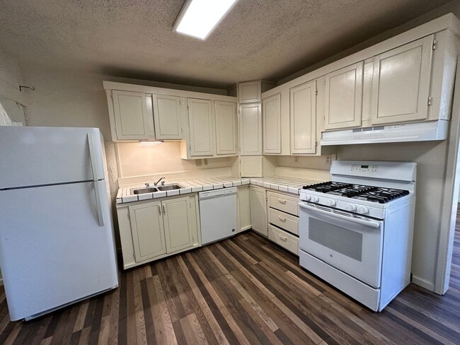 Foto del edificio - 2 Bedroom Unit in The Dalles For Rent