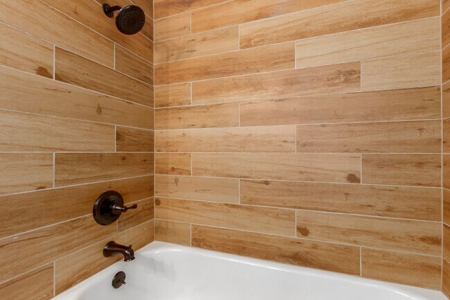 Baños impresionantes - The Monterey