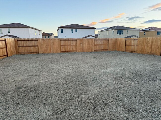 Building Photo - 4 BD 3 BATH HOME BRAND NEW IN PLUMAS LAKE