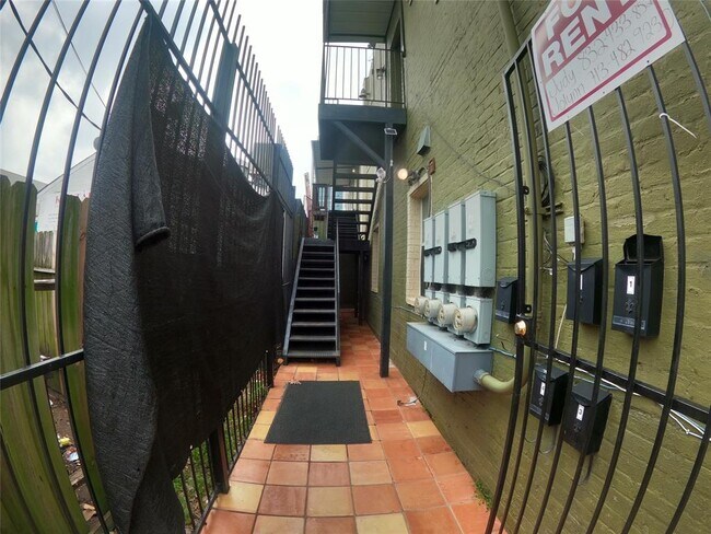 Foto del edificio - 1012 McGowen St