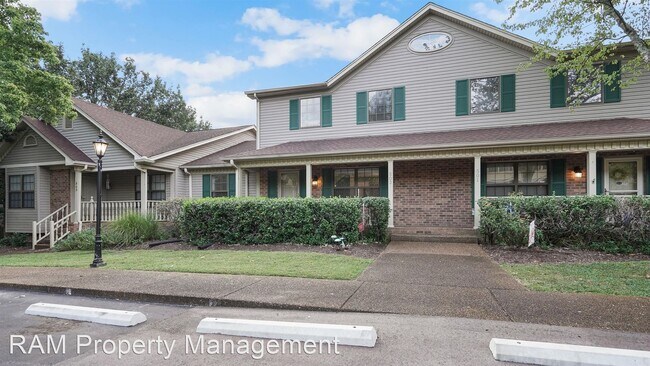 Building Photo - 3 br, 2.5 bath House - 502 Upsall Drive