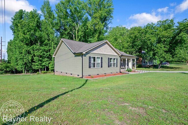 Foto del edificio - 3 br, 2 bath House - 301 Smoke Tree Way