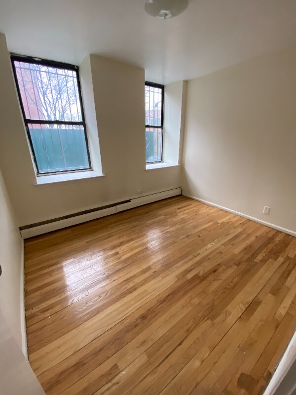 Foto del edificio - 1374 Boston Rd