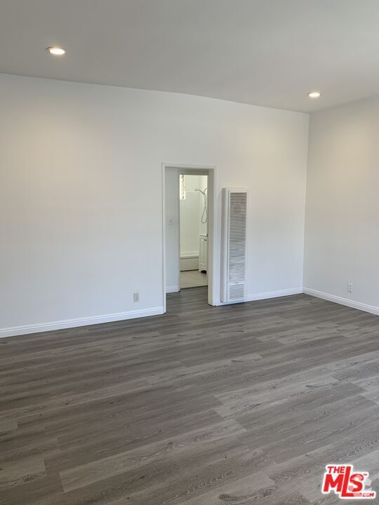 Building Photo - 5360 Kester Ave
