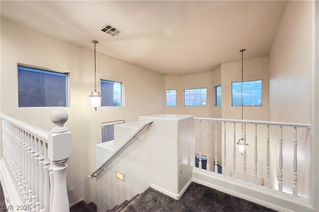 Foto del edificio - 10777 Vestone St