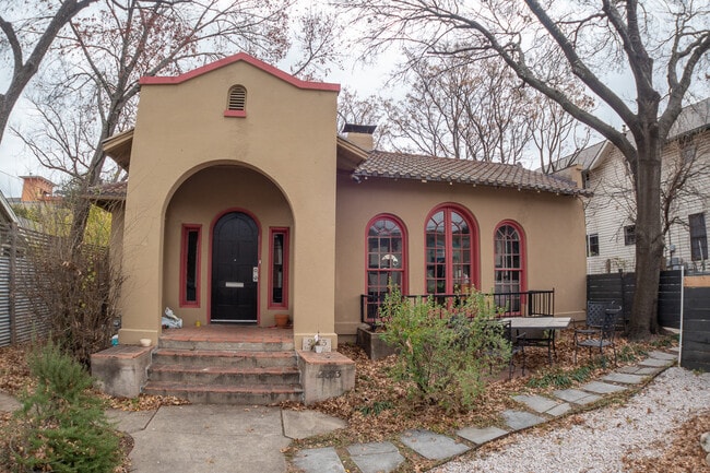 Building Photo - 2813 Salado St