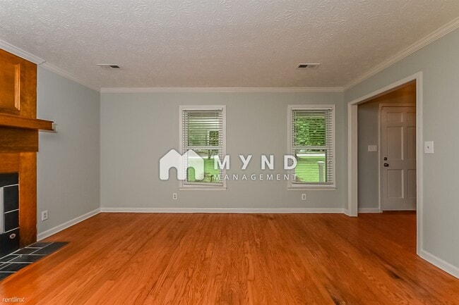 Building Photo - 4 br, 2.5 bath House - 141 McElroy Rd