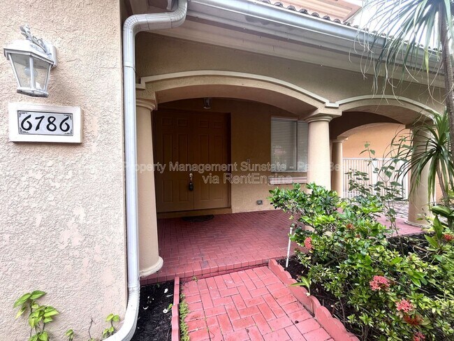 Foto del edificio - 6786 Aliso Ave