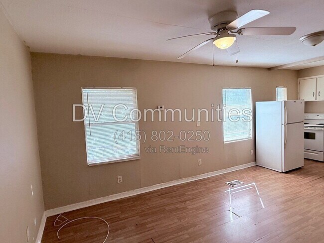 Foto del edificio - 986 22nd Ave S