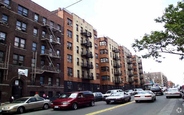 Primary Photo - 1175 Morris Ave