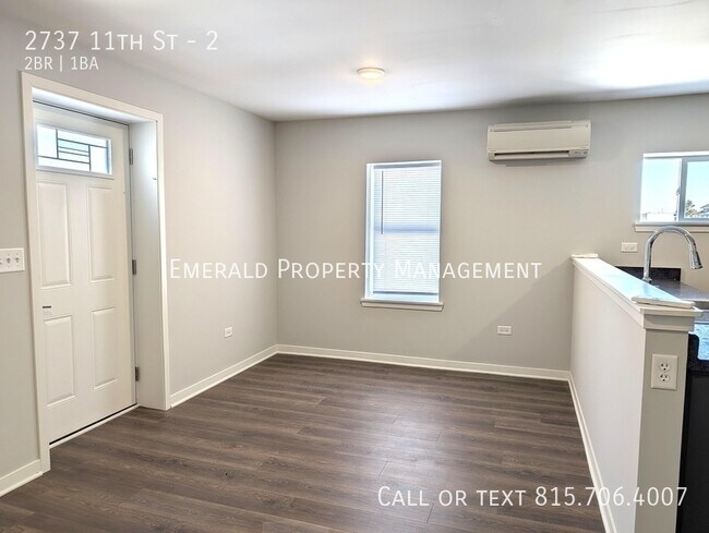 Foto del edificio - 2737 11th St