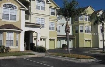 Building Photo - 3397 S Kirkman Rd