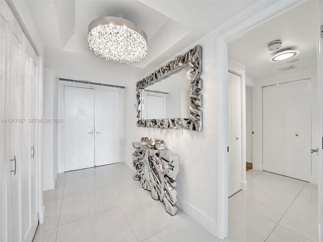 Foto del edificio - 20281 E Country Club Dr