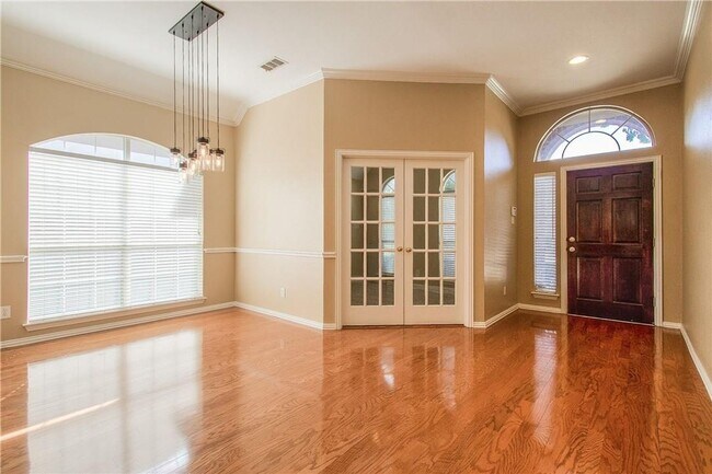 Building Photo - 8580 Calimar Drive