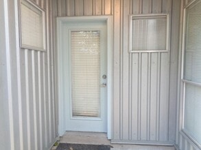 Building Photo - 117 Willard St