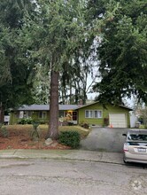 Building Photo - 429 SW 116th Pl