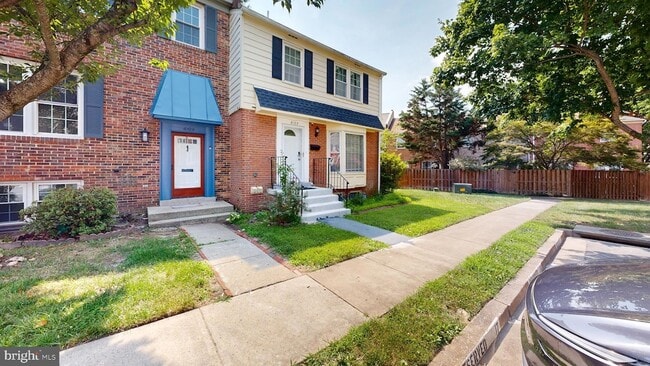 Photo - 8105 Kenova Lane Unit Townhome