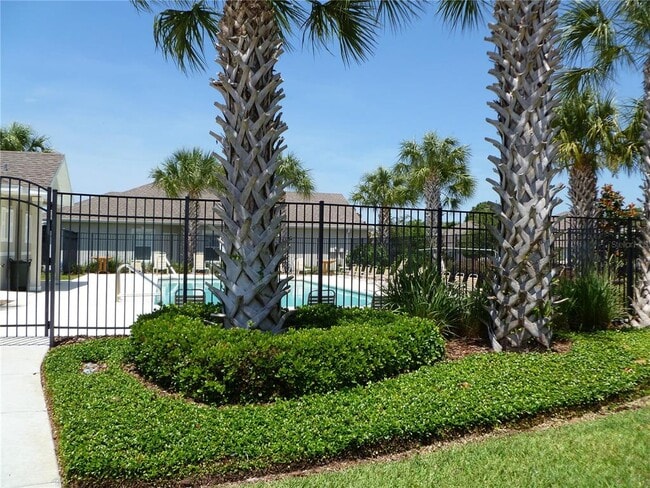 Foto del edificio - 6933 Surrey Hill Pl