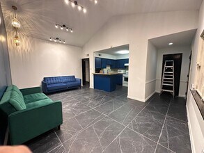 Building Photo - 2574 Marilee Ln