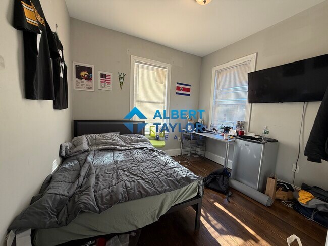 Foto del edificio - 71 Hillside St