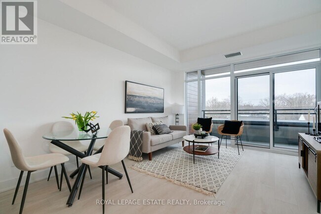 Photo du bâtiment - 1285 Queen St E