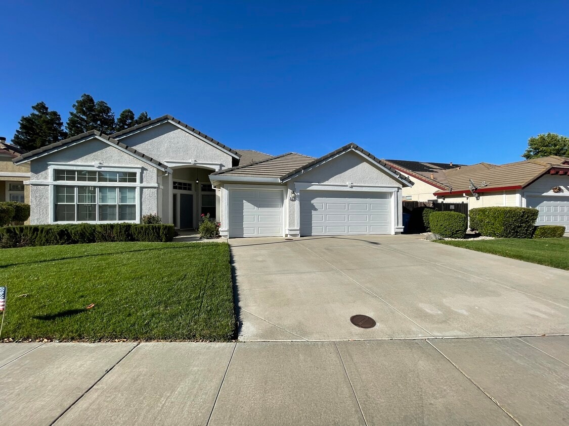 620 Alwin Dr, Dixon, CA 95620 House Rental in Dixon, CA