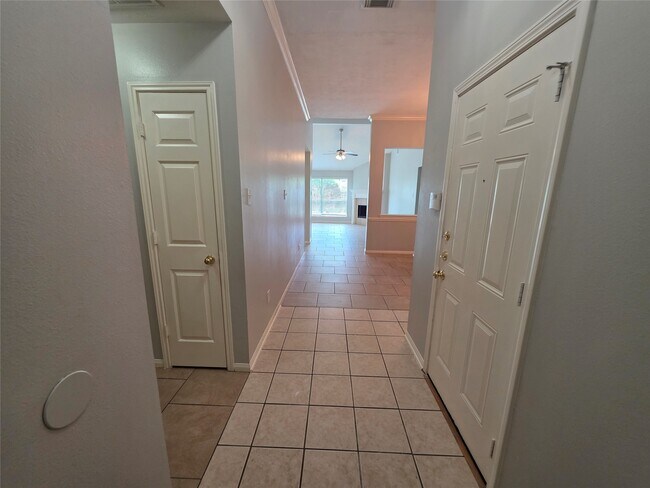 Building Photo - 3602 Brookstone Ct