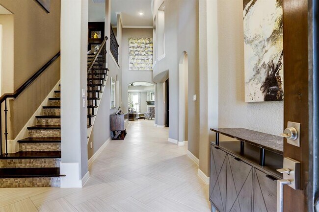 Building Photo - 5302 Pipers Creek Ct