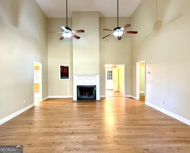 Building Photo - 4770 Colham Ferry Rd