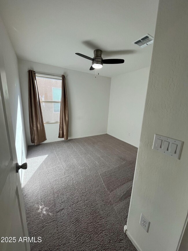 Building Photo - 1452 W Pinkley Way