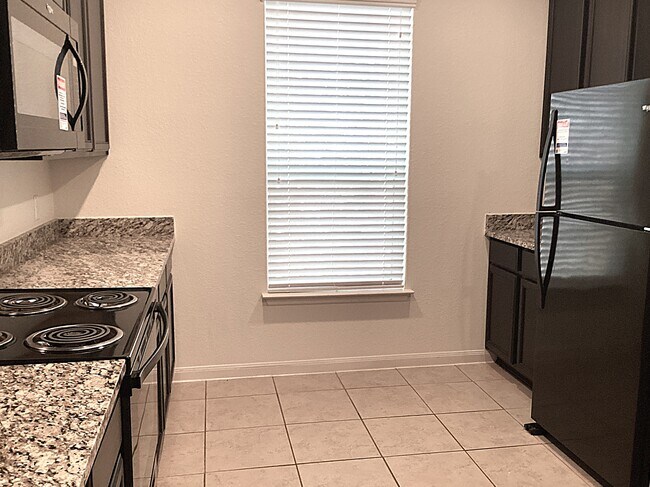 Foto del edificio - 19800 Andrew Johnson Dr