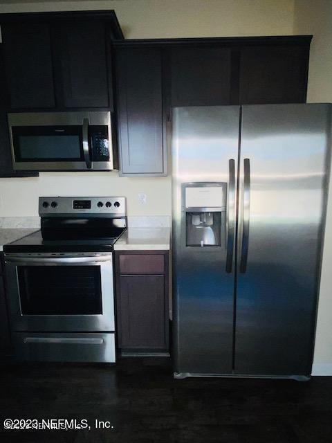 Building Photo - 440 Aralia Ln