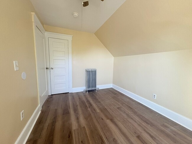 Building Photo - 119 Campbell Ave