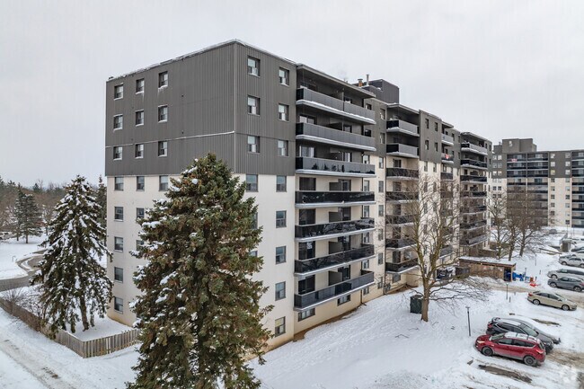 Photo du bâtiment - 836 Talwood Dr