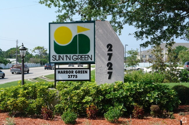 Harbor Green Condominiums