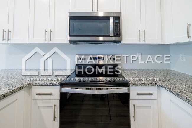 Building Photo - 3418 Briar Rose Ct