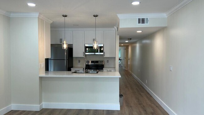 Foto del edificio - 178 Cypress Point Dr