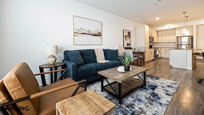 Building Photo - 1760 S Crismon Rd