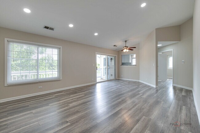 Building Photo - 1280 Winfield Ct
